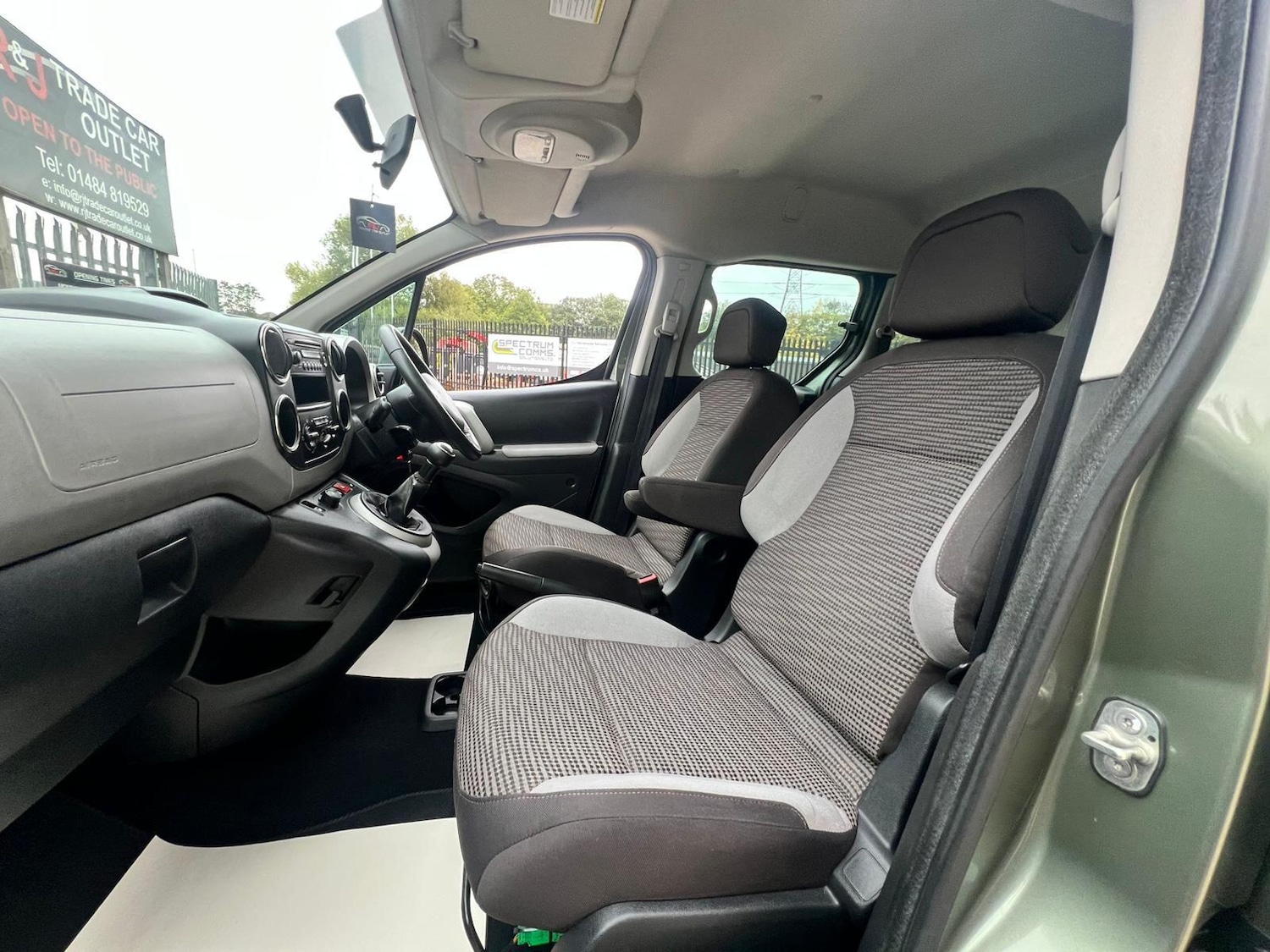 Used Peugeot Partner Tepee 2012 for sale - 76537617: Photo 52