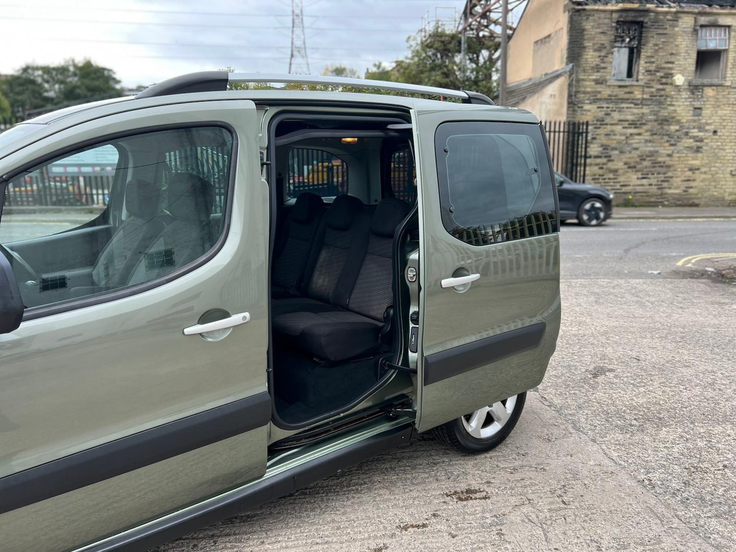 Used Peugeot Partner Tepee 2012 for sale - 76537617: Photo 55