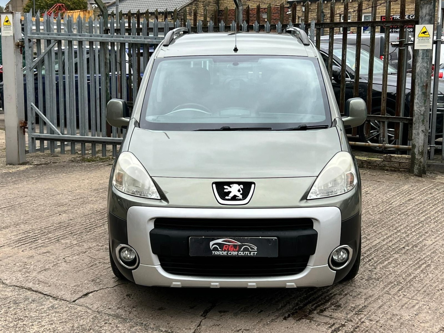 Used Peugeot Partner Tepee 2012 for sale - 76537617: Photo 7