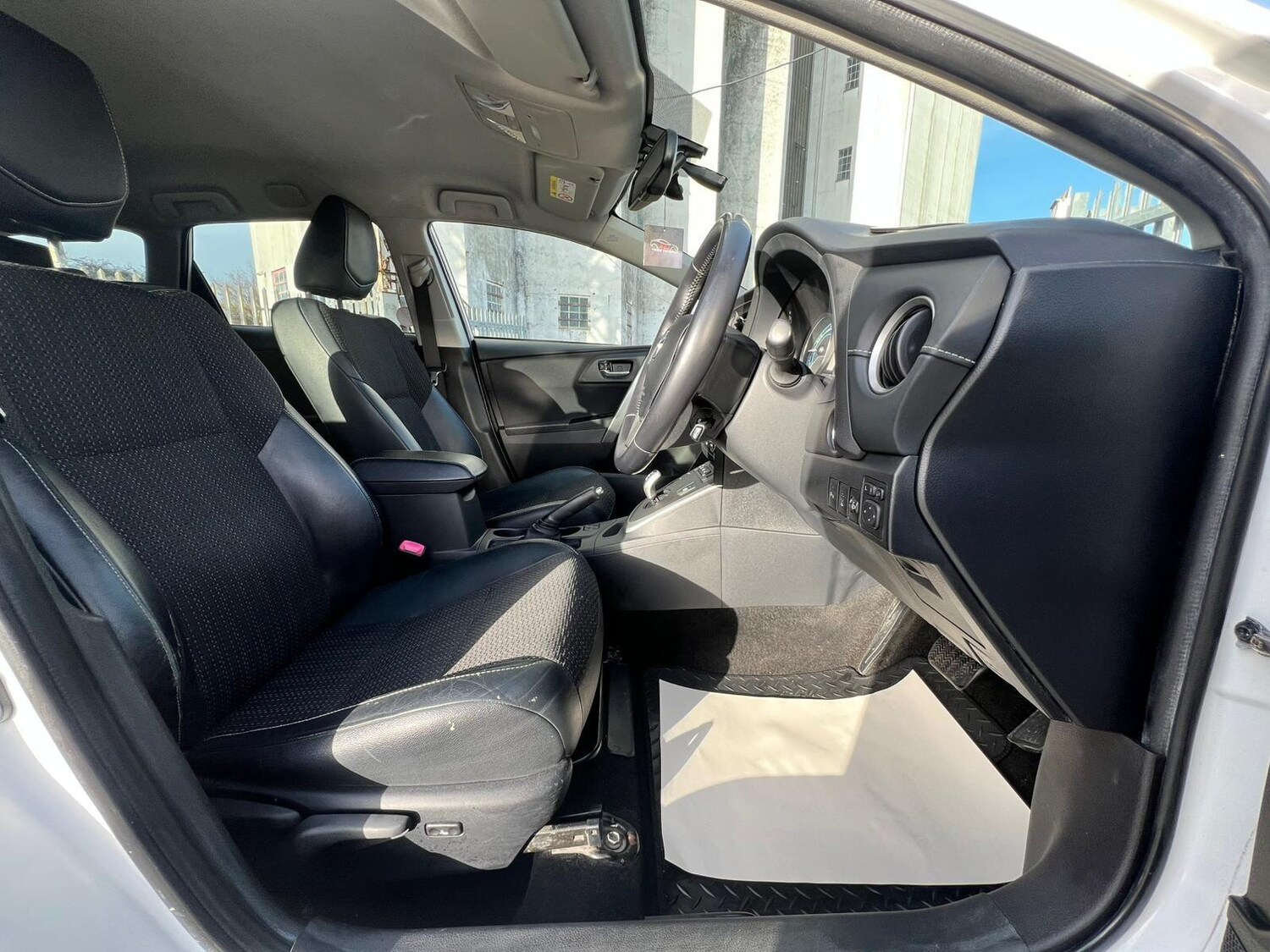 Used Toyota Auris 2015 for sale - 77190388: Photo 30