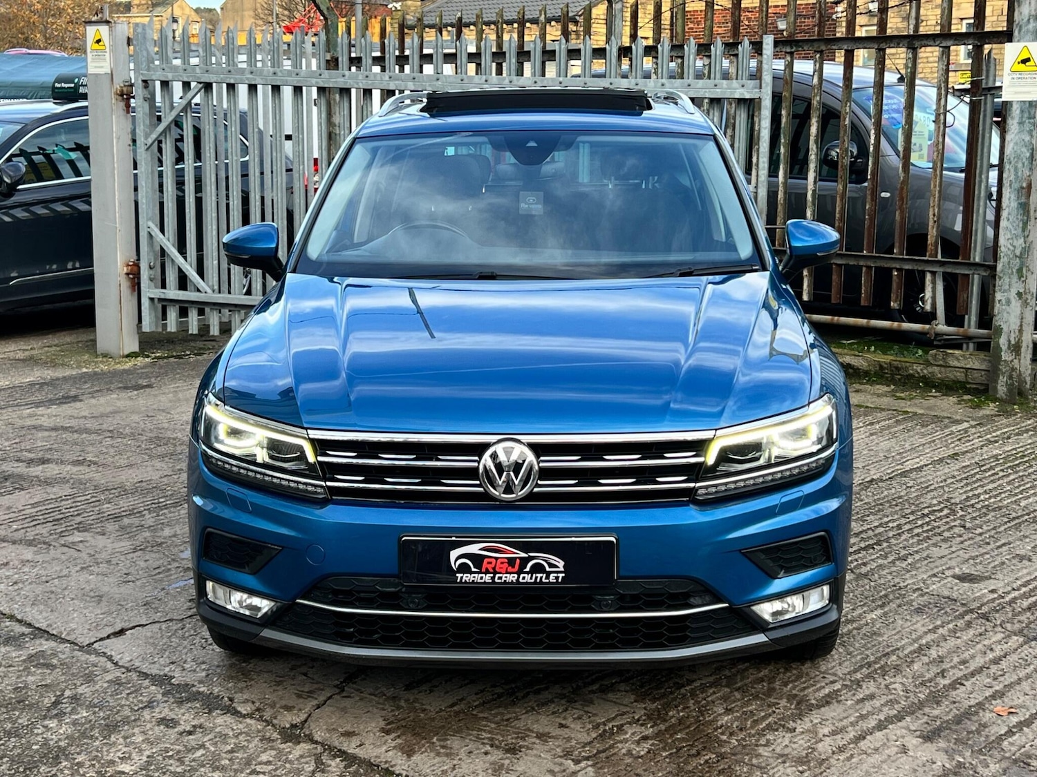 Used Volkswagen Tiguan 2017 for sale - 76953554: Photo 10