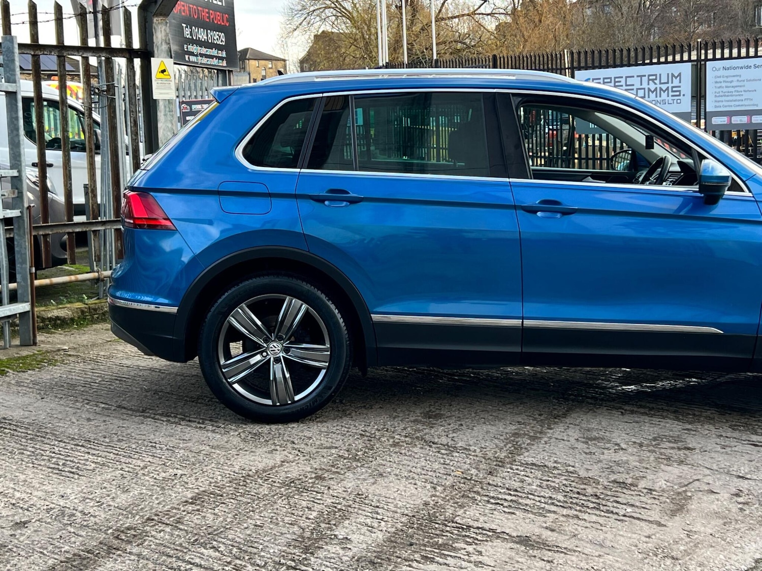 Used Volkswagen Tiguan 2017 for sale - 76953554: Photo 16