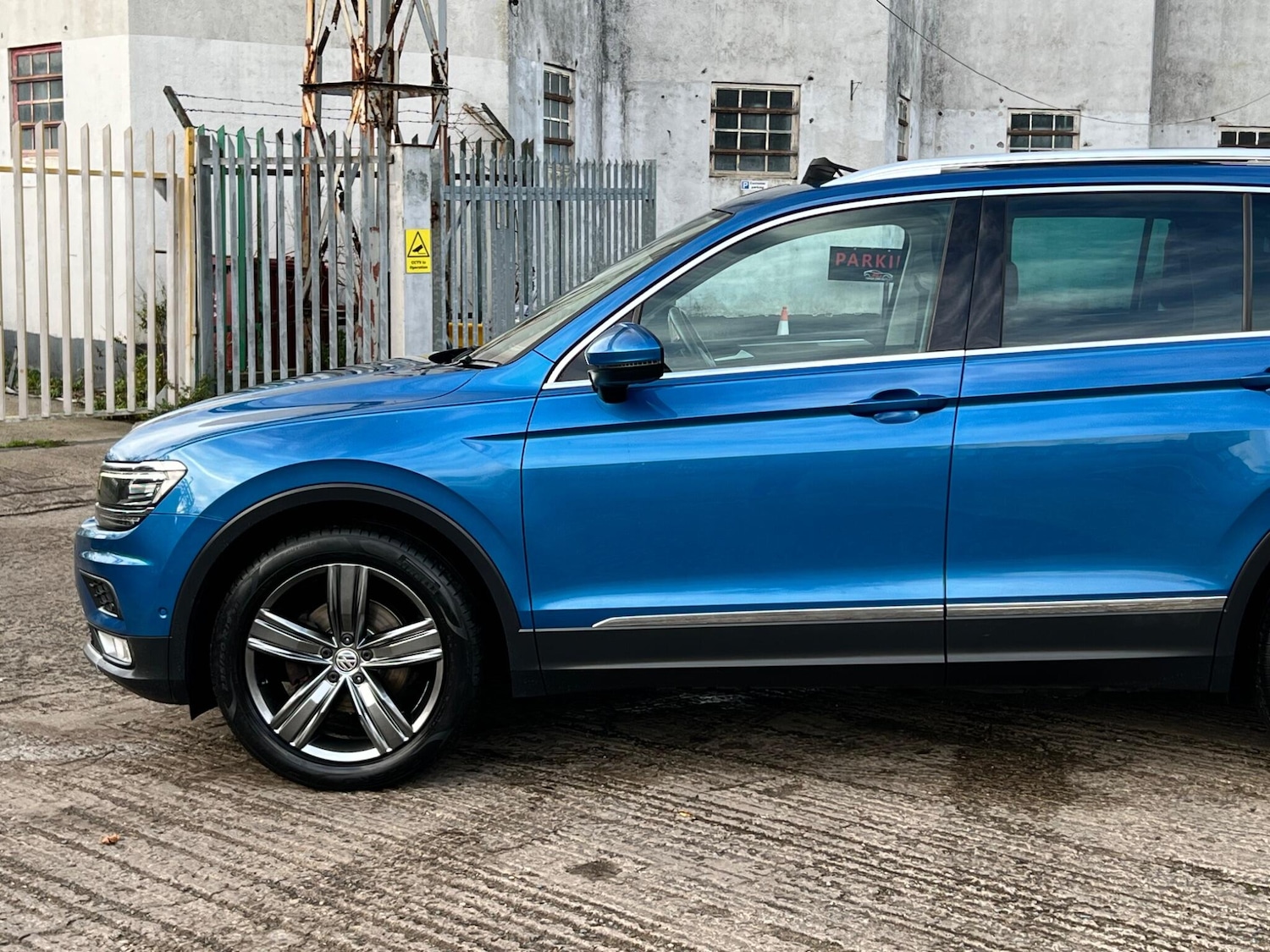 Used Volkswagen Tiguan 2017 for sale - 76953554: Photo 19