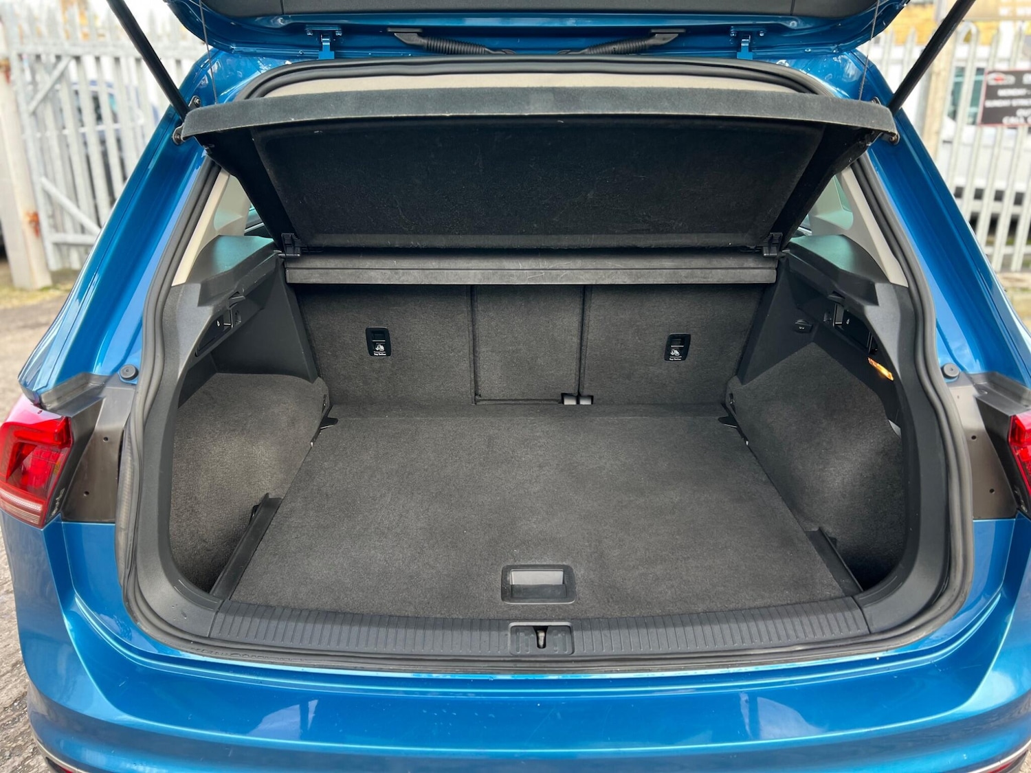 Used Volkswagen Tiguan 2017 for sale - 76953554: Photo 26