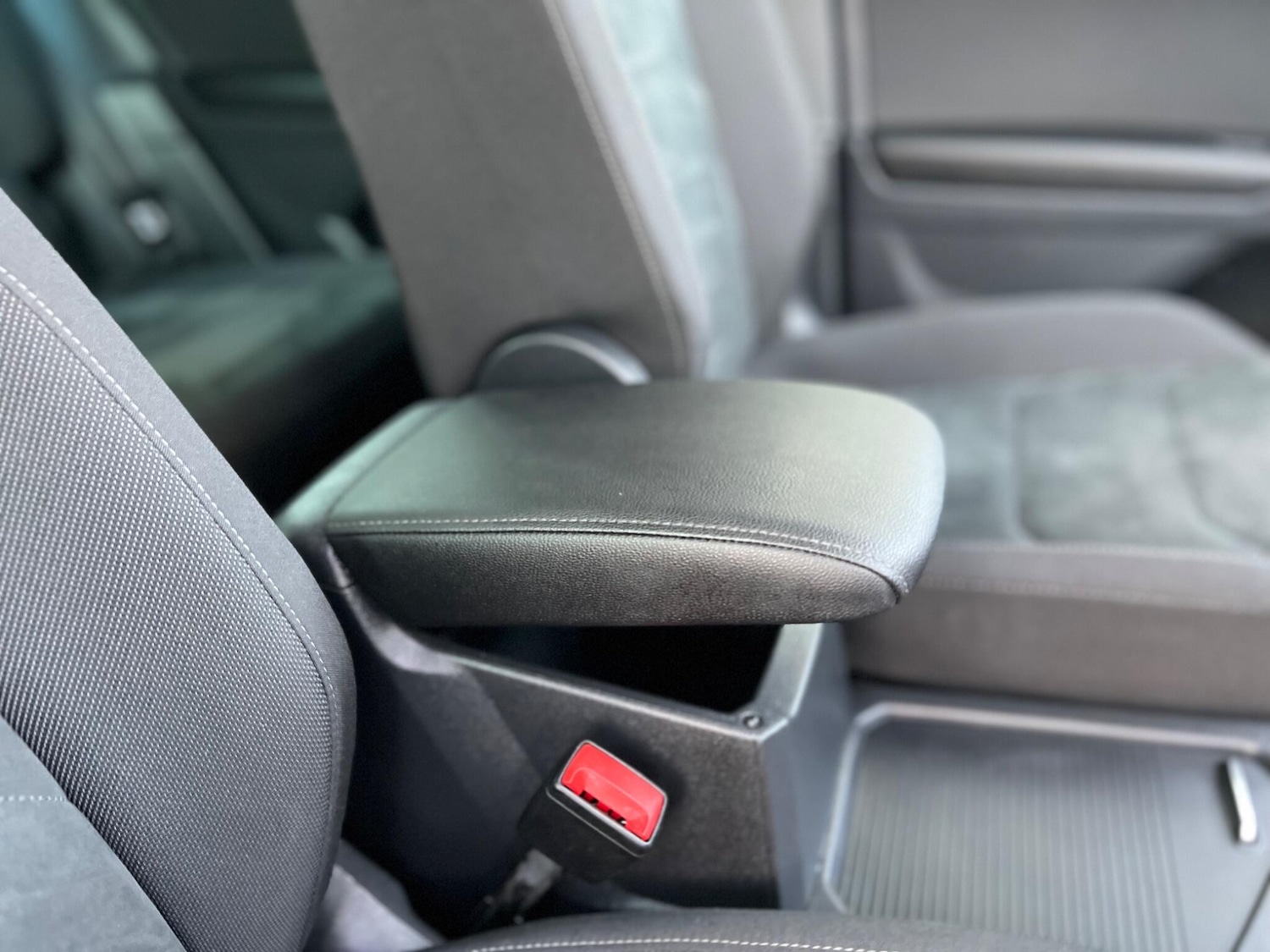 Used Volkswagen Tiguan 2017 for sale - 76953554: Photo 35