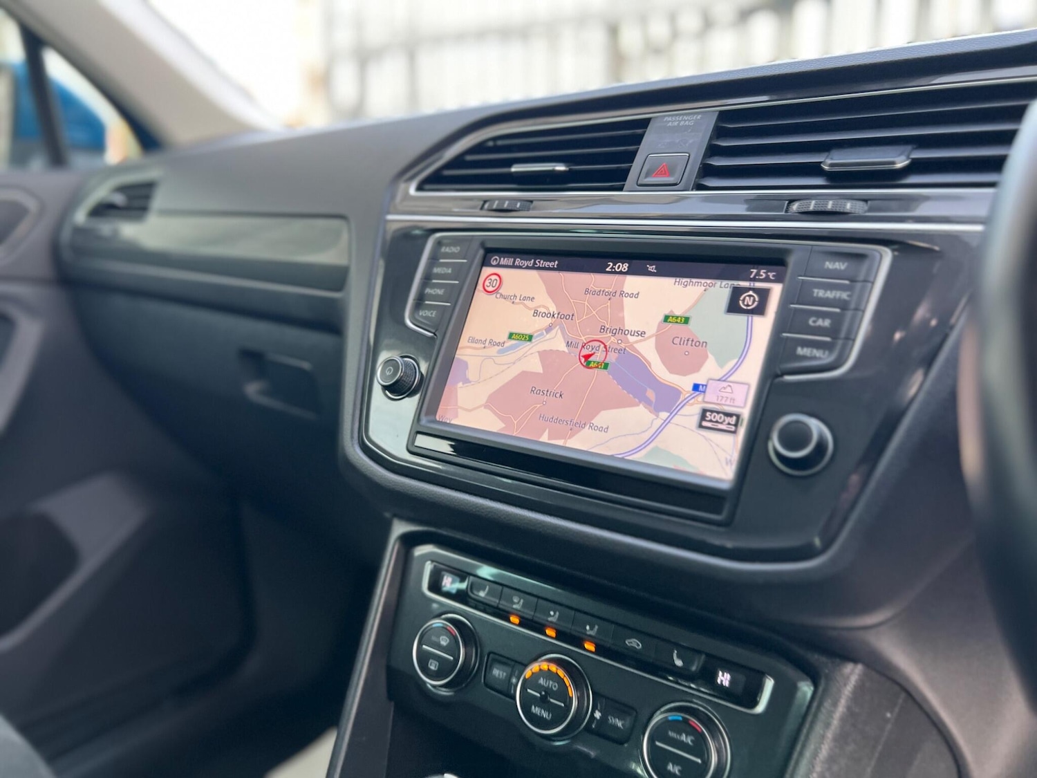 Used Volkswagen Tiguan 2017 for sale - 76953554: Photo 46