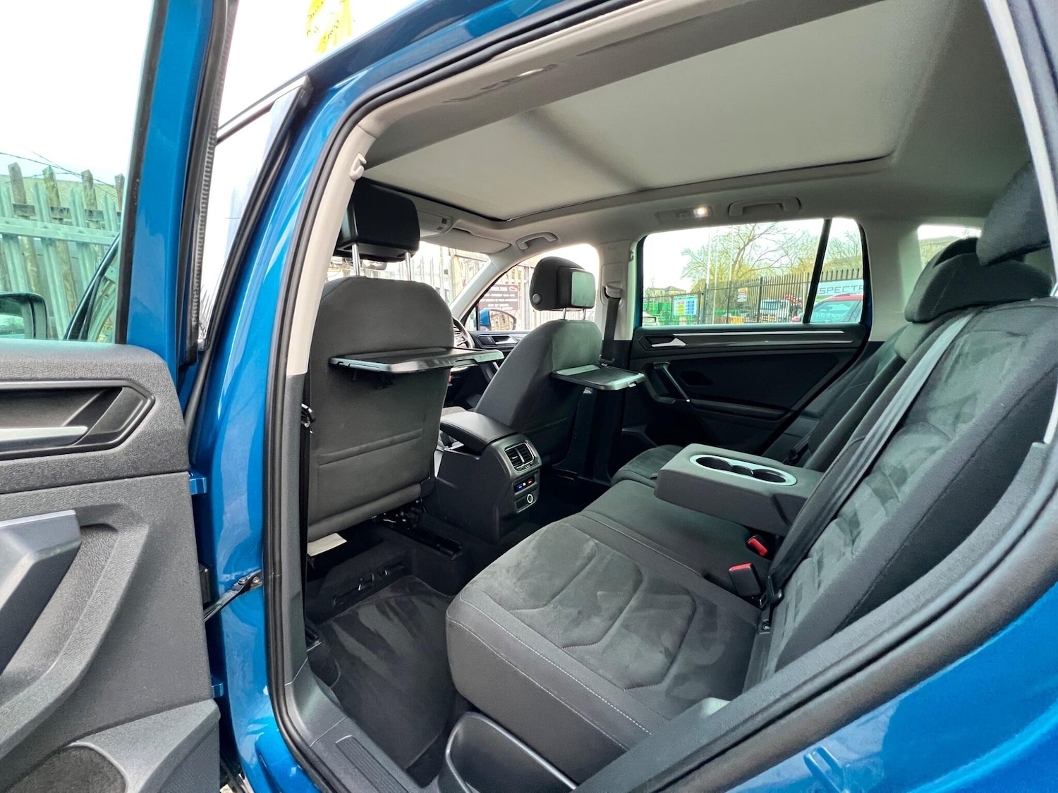 Used Volkswagen Tiguan 2017 for sale - 76953554: Photo 61