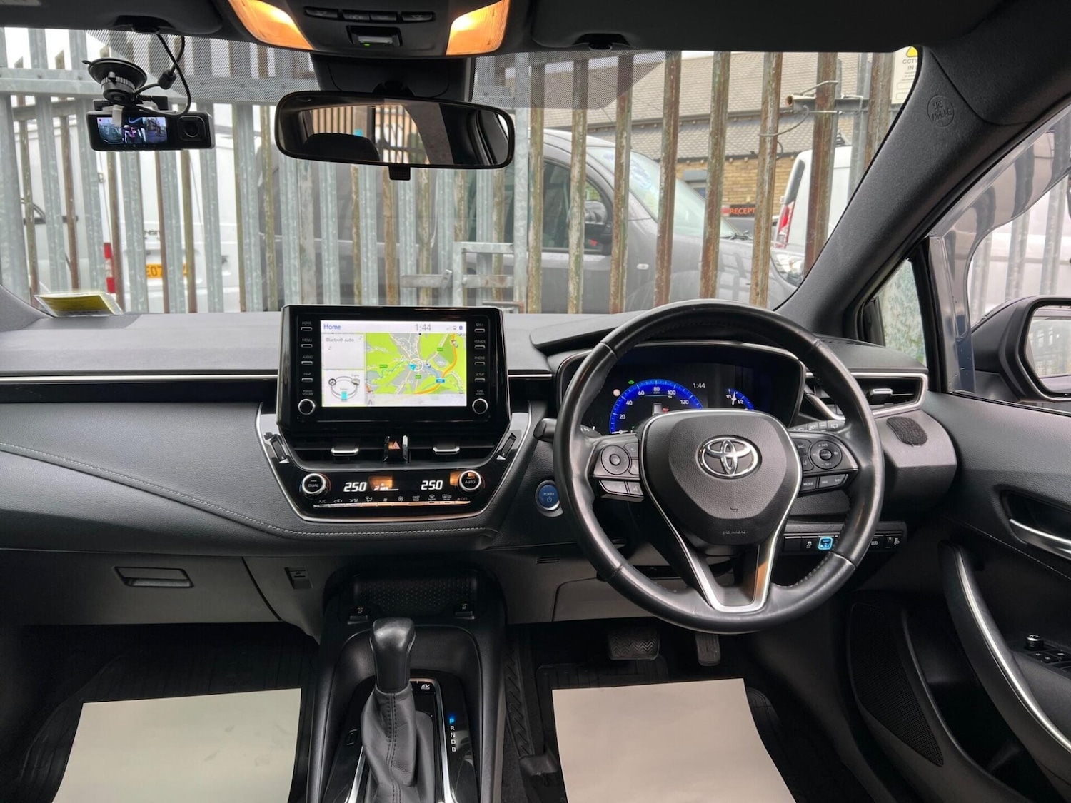 Used Toyota Corolla 2019 for sale - 77249697: Photo 31