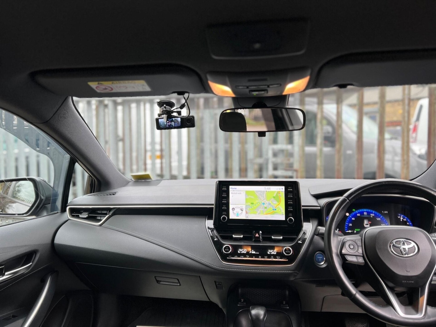 Used Toyota Corolla 2019 for sale - 77249697: Photo 32