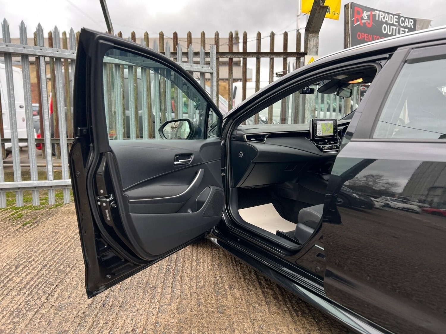 Used Toyota Corolla 2019 for sale - 77249697: Photo 61