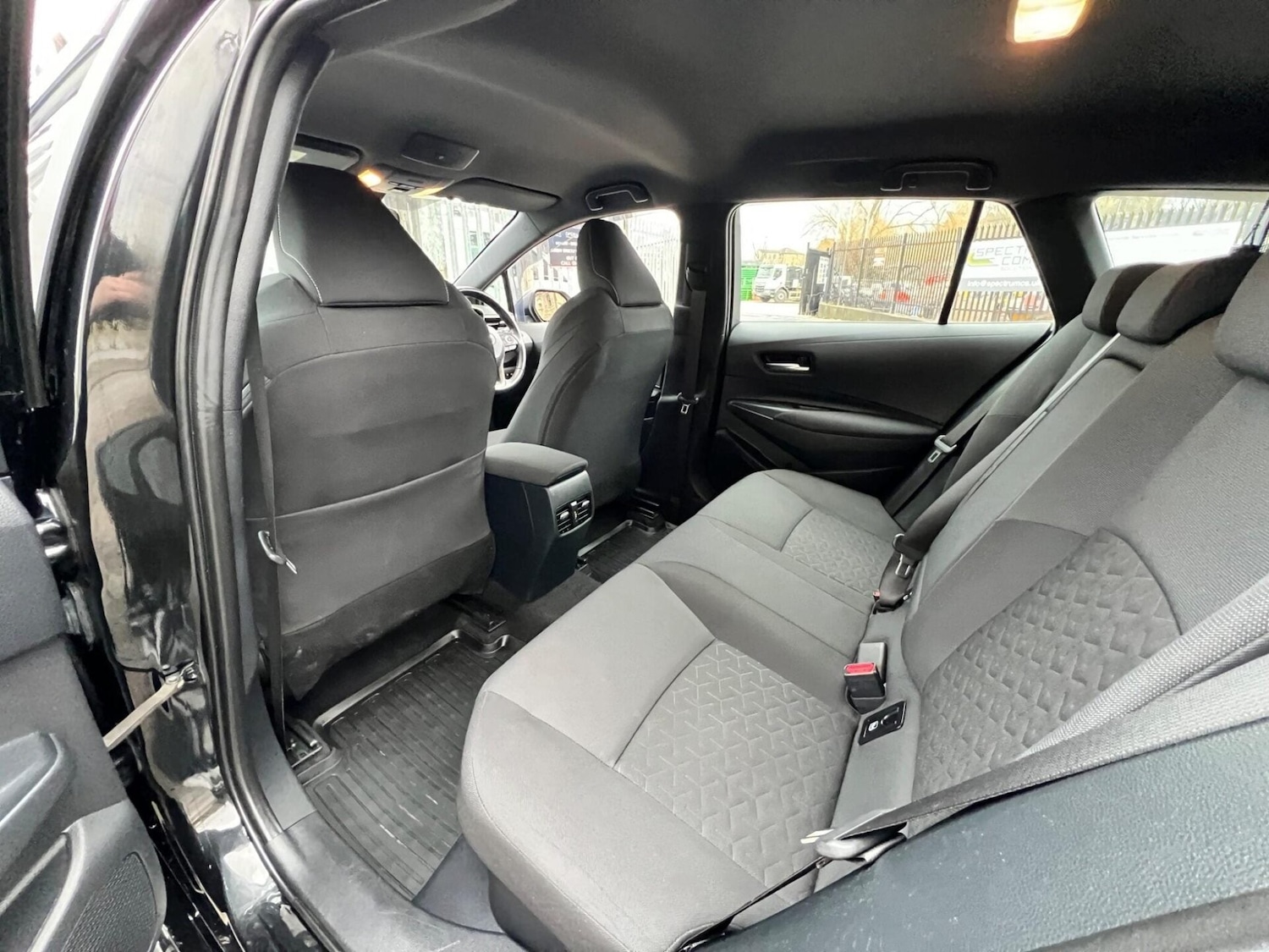 Used Toyota Corolla 2019 for sale - 77249697: Photo 63