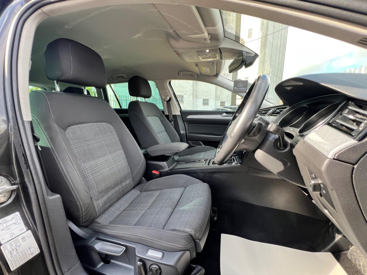 Used Volkswagen Passat 2020 for sale - 77249744: Photo 30