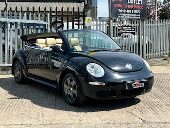 Used Volkswagen Beetle 2010 for sale - 78381125: Photo