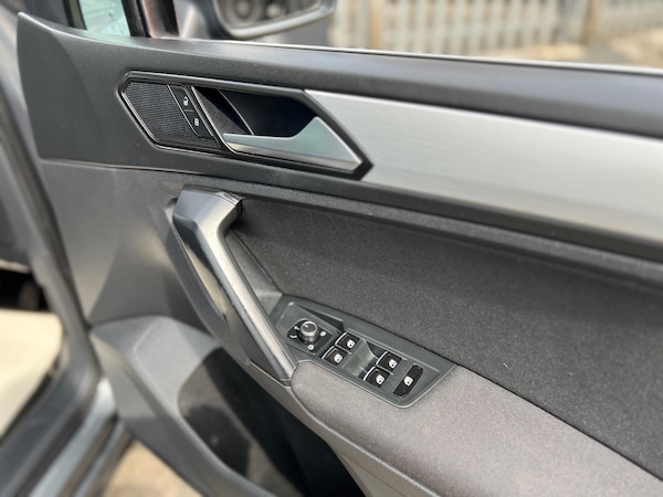 Used Volkswagen Tiguan 2018 for sale - 75678252: Photo 52