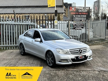 Used Mercedes-Benz C Class 2013 for sale - 76952390: Photo