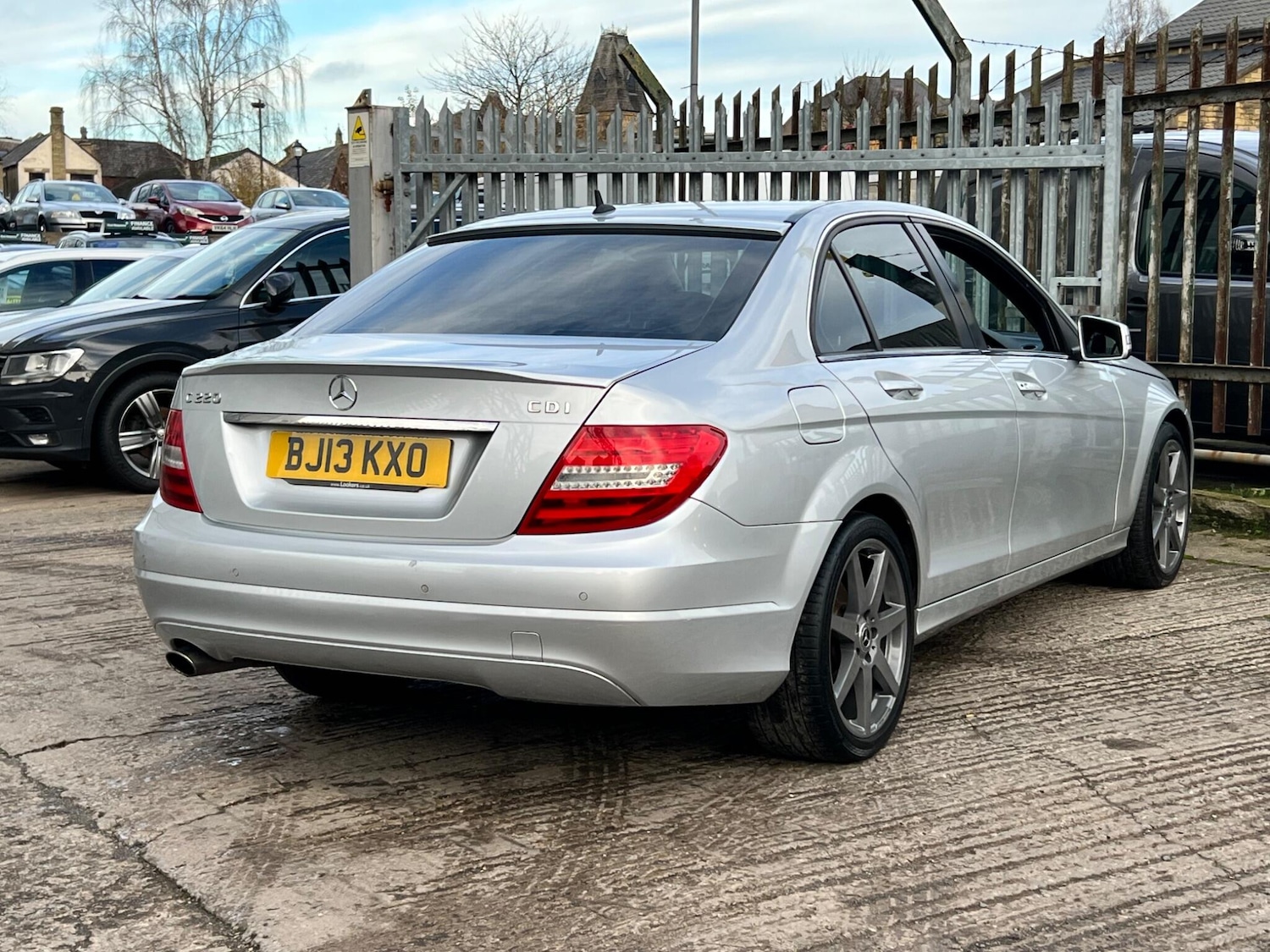 Used Mercedes-Benz C Class 2013 for sale - 76952390: Photo 23
