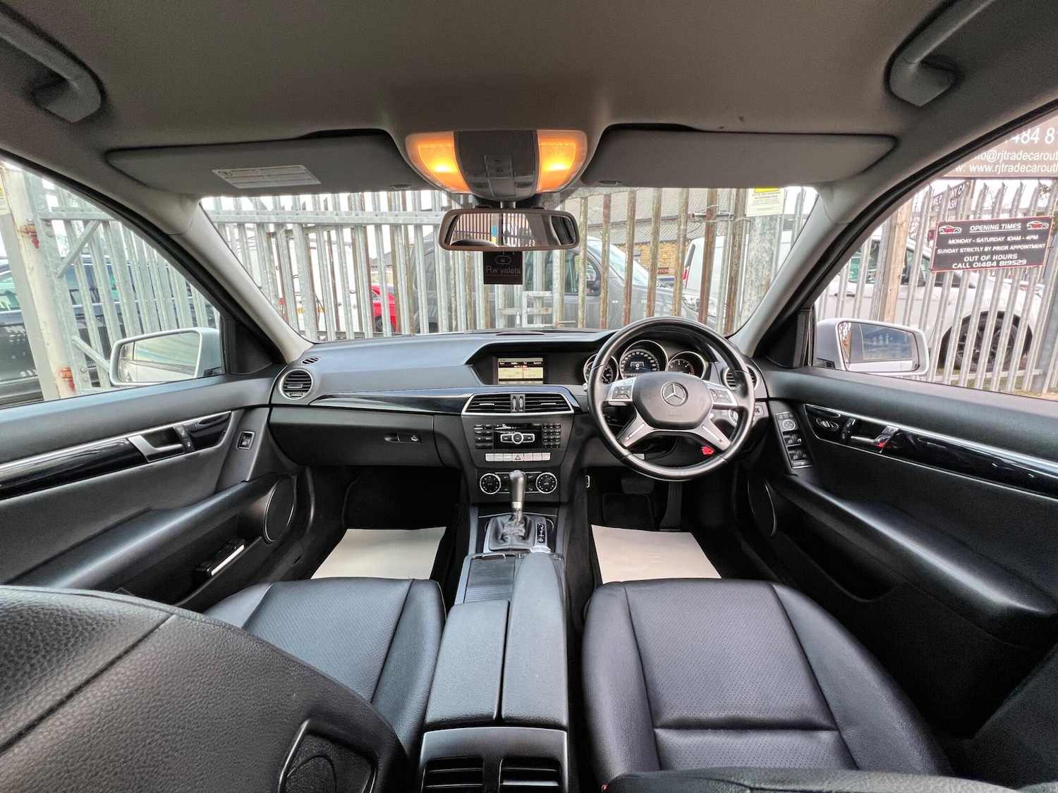 Used Mercedes-Benz C Class 2013 for sale - 76952390: Photo 26