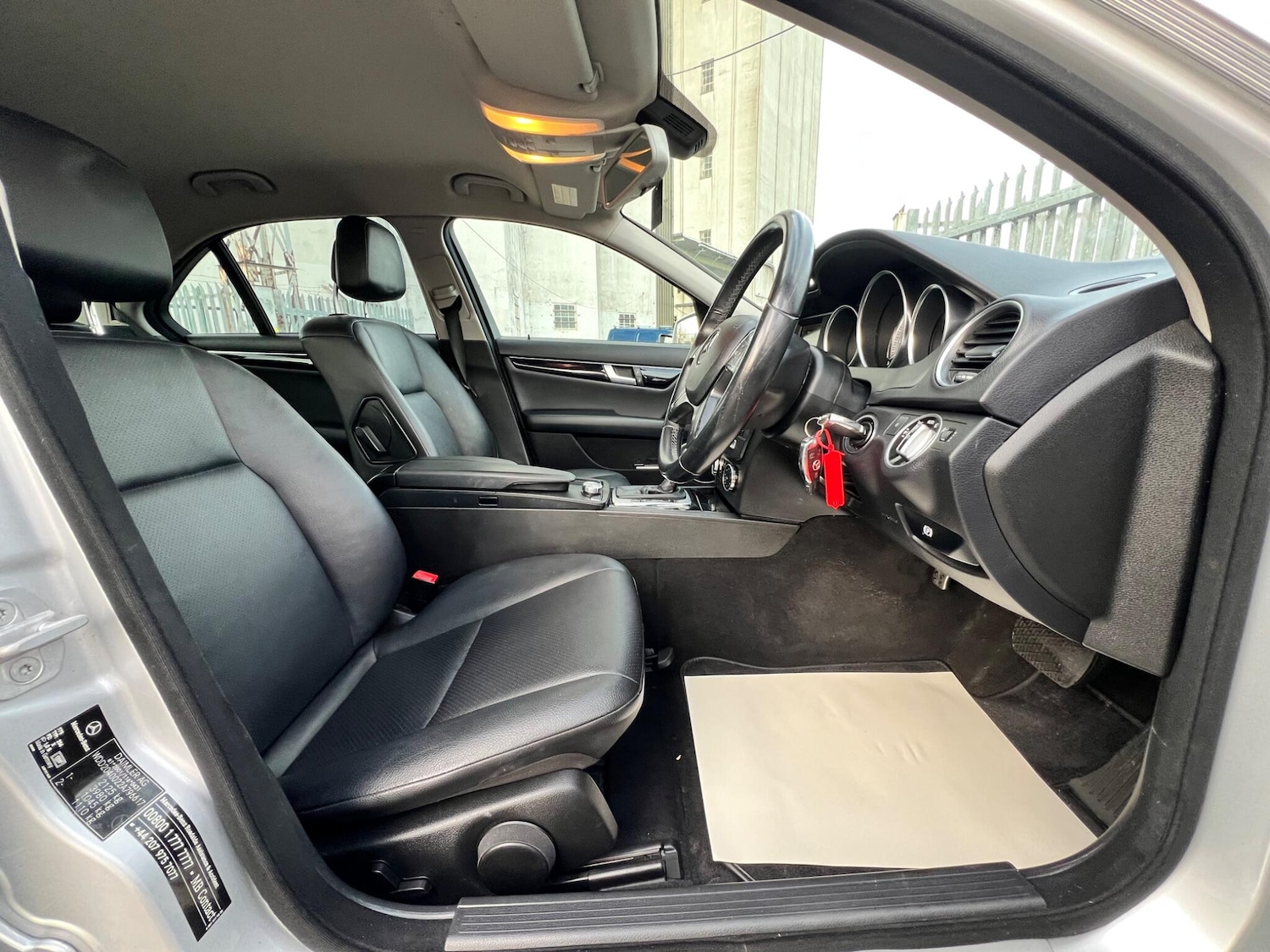 Used Mercedes-Benz C Class 2013 for sale - 76952390: Photo 29