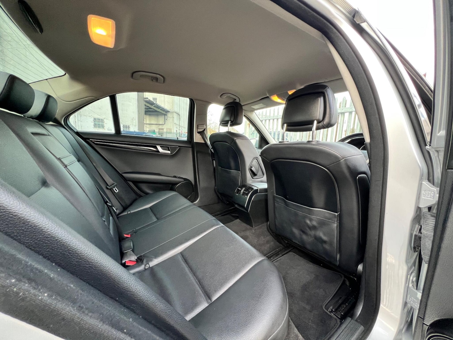 Used Mercedes-Benz C Class 2013 for sale - 76952390: Photo 46