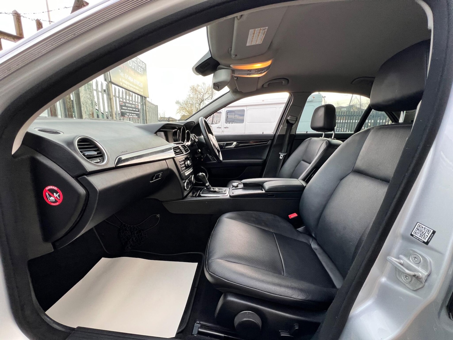 Used Mercedes-Benz C Class 2013 for sale - 76952390: Photo 53