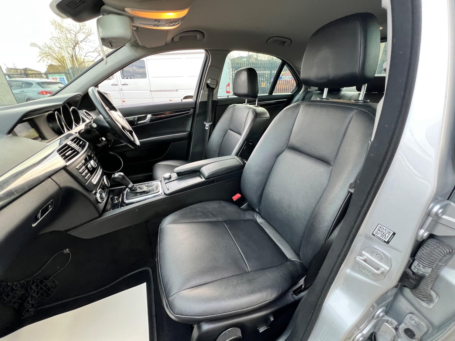 Used Mercedes-Benz C Class 2013 for sale - 76952390: Photo 54