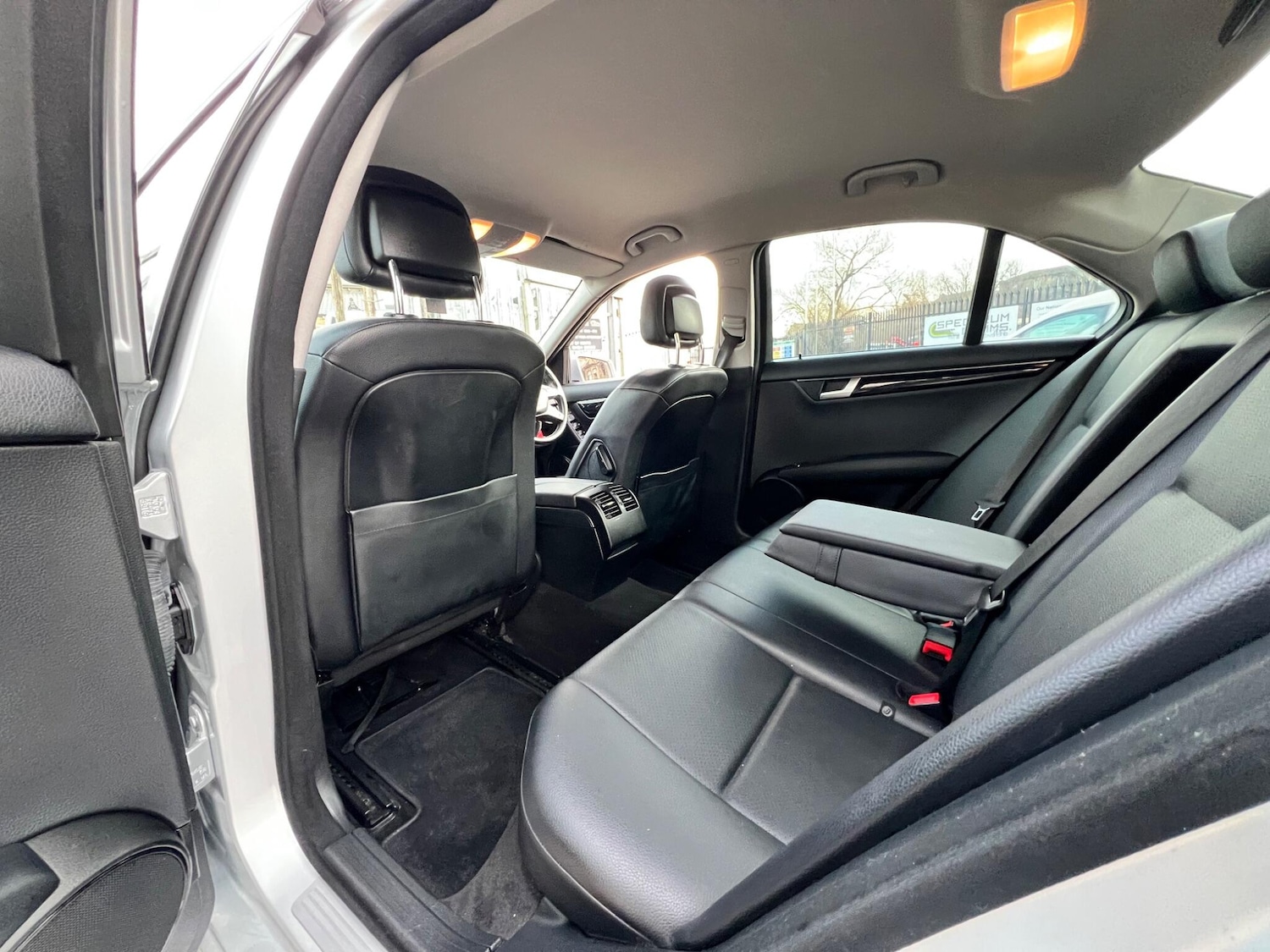 Used Mercedes-Benz C Class 2013 for sale - 76952390: Photo 57