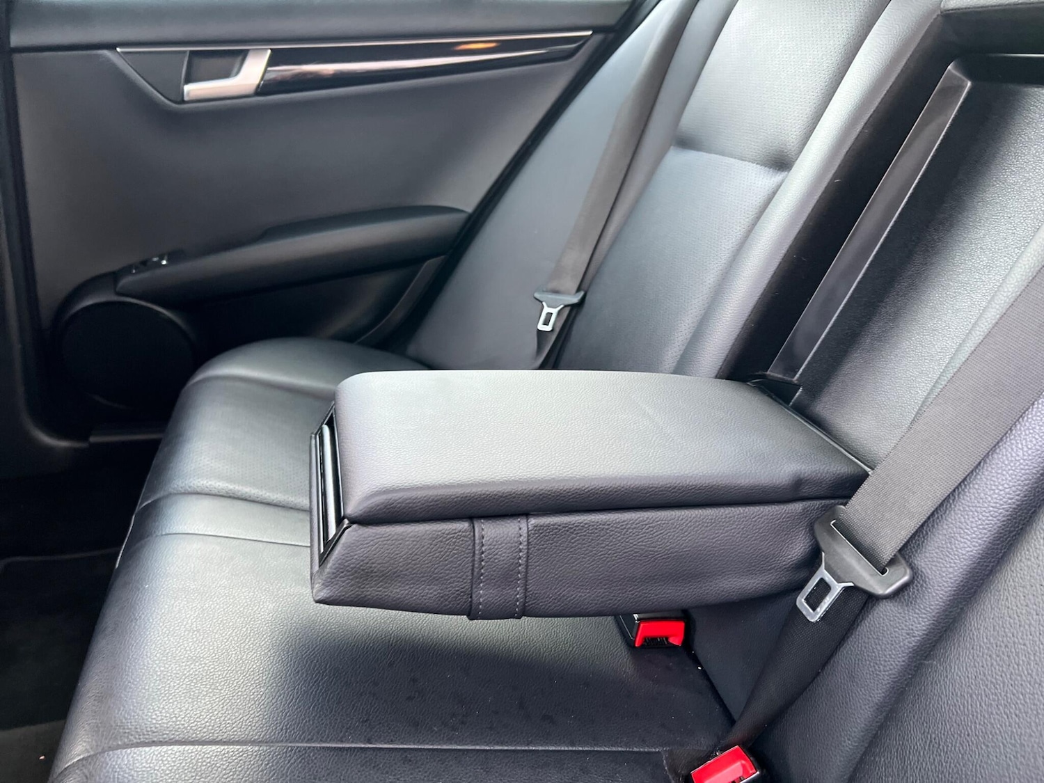 Used Mercedes-Benz C Class 2013 for sale - 76952390: Photo 60