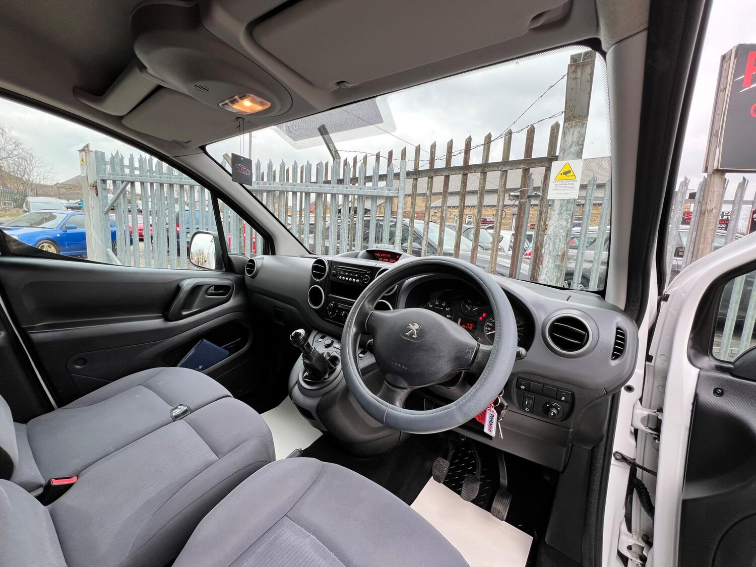 Vehicle 29