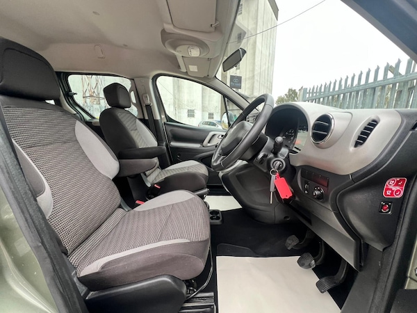 Used Peugeot Partner Tepee 2012 for sale - 76214233: Photo 29