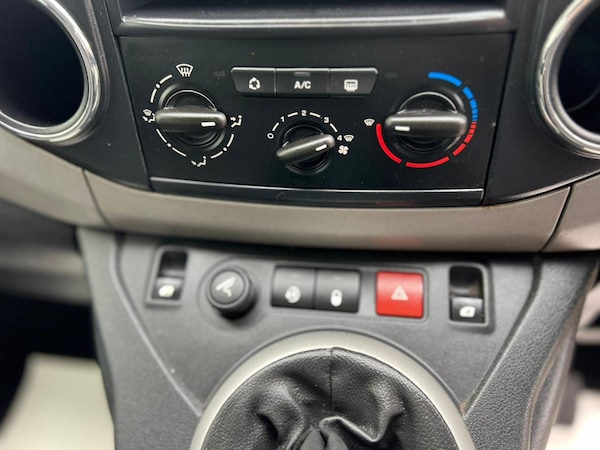 Used Peugeot Partner Tepee 2012 for sale - 76214233: Photo 41
