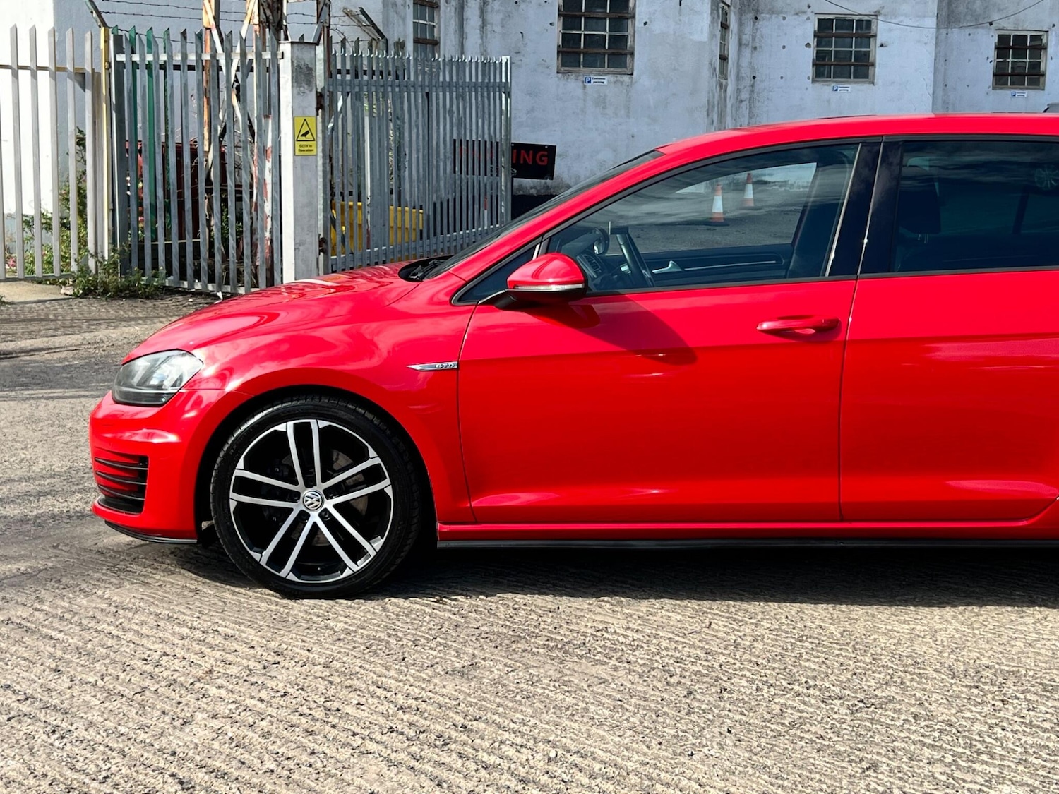 Used Volkswagen Golf 2015 for sale - 76572091: Photo 14