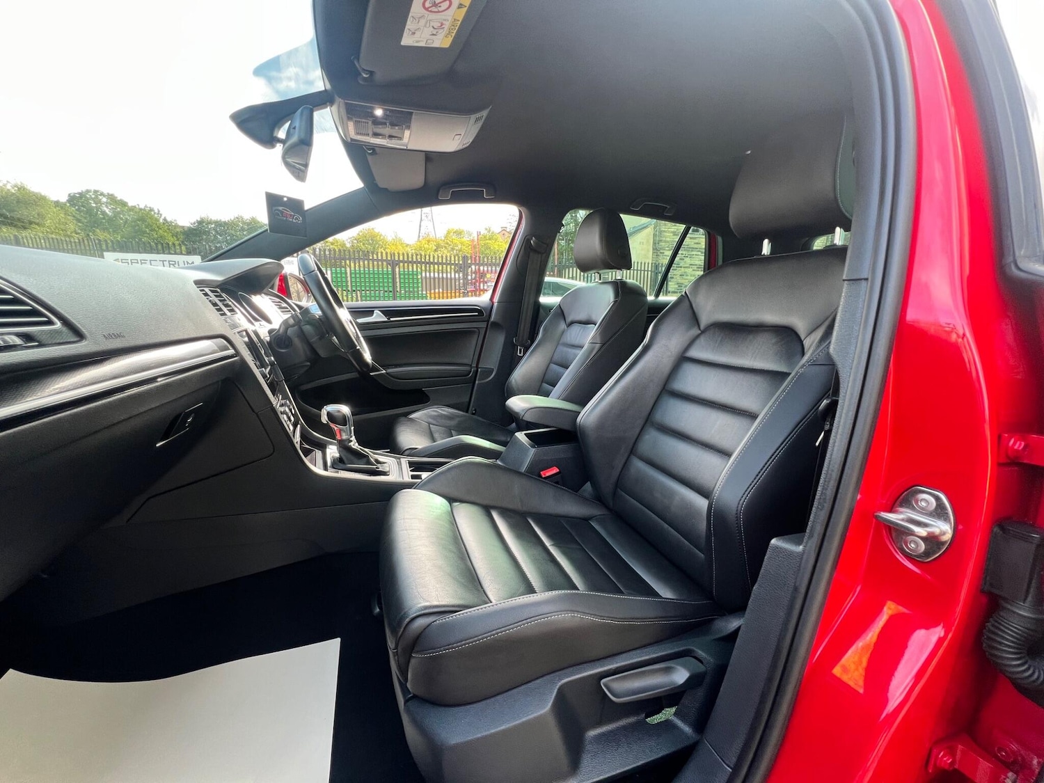 Used Volkswagen Golf 2015 for sale - 76572091: Photo 61