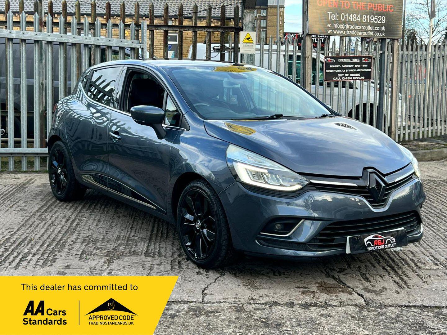 Used Renault Clio 2018 for sale - 76849980: Photo 1