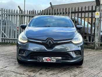 Used Renault Clio 2018 for sale - 76849980: Photo