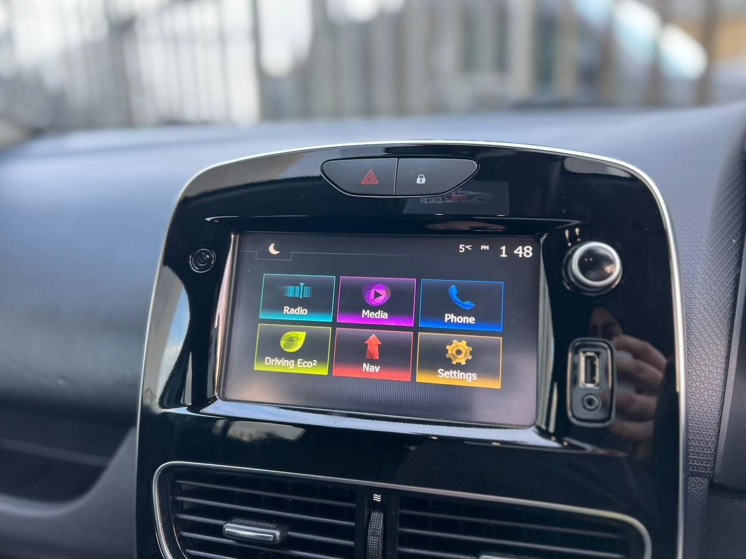 Used Renault Clio 2018 for sale - 76849980: Photo 54