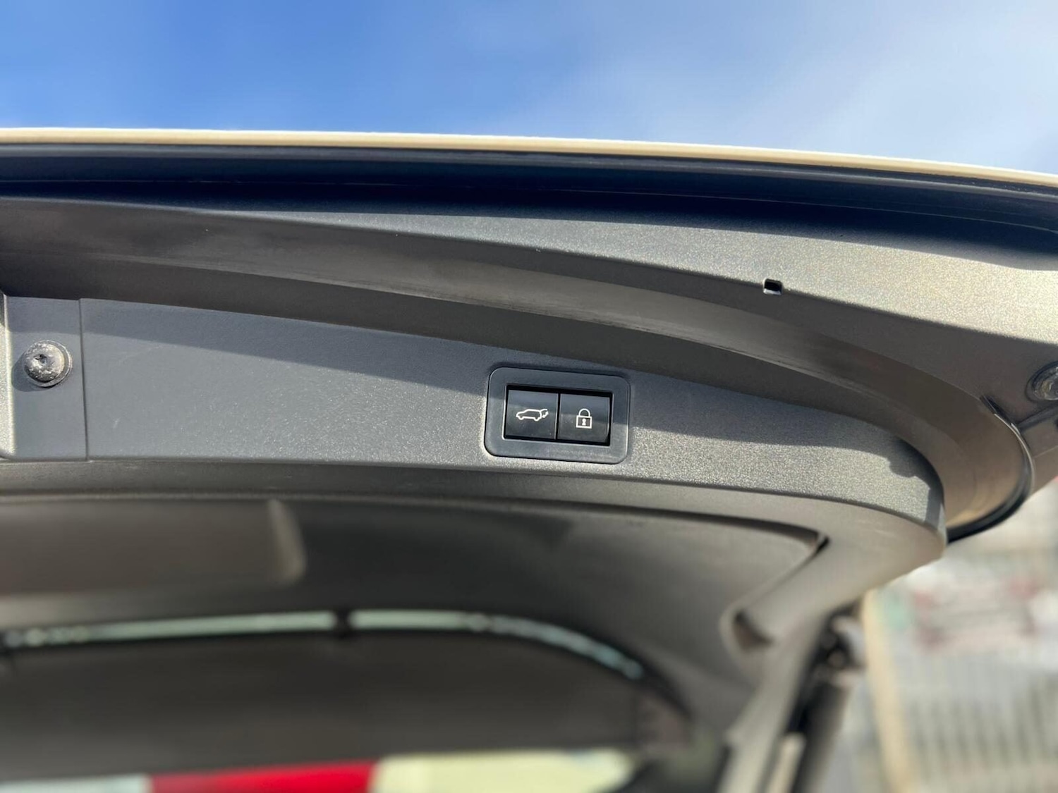 Used Toyota Corolla 2019 for sale - 77249732: Photo 24