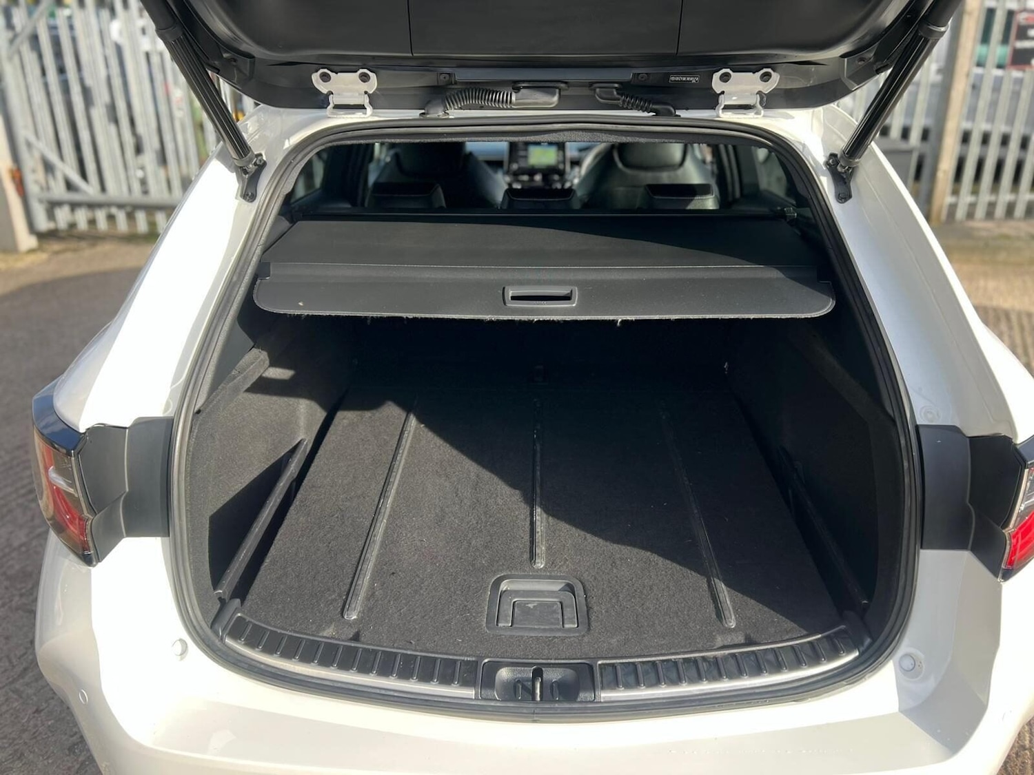 Used Toyota Corolla 2019 for sale - 77249732: Photo 25