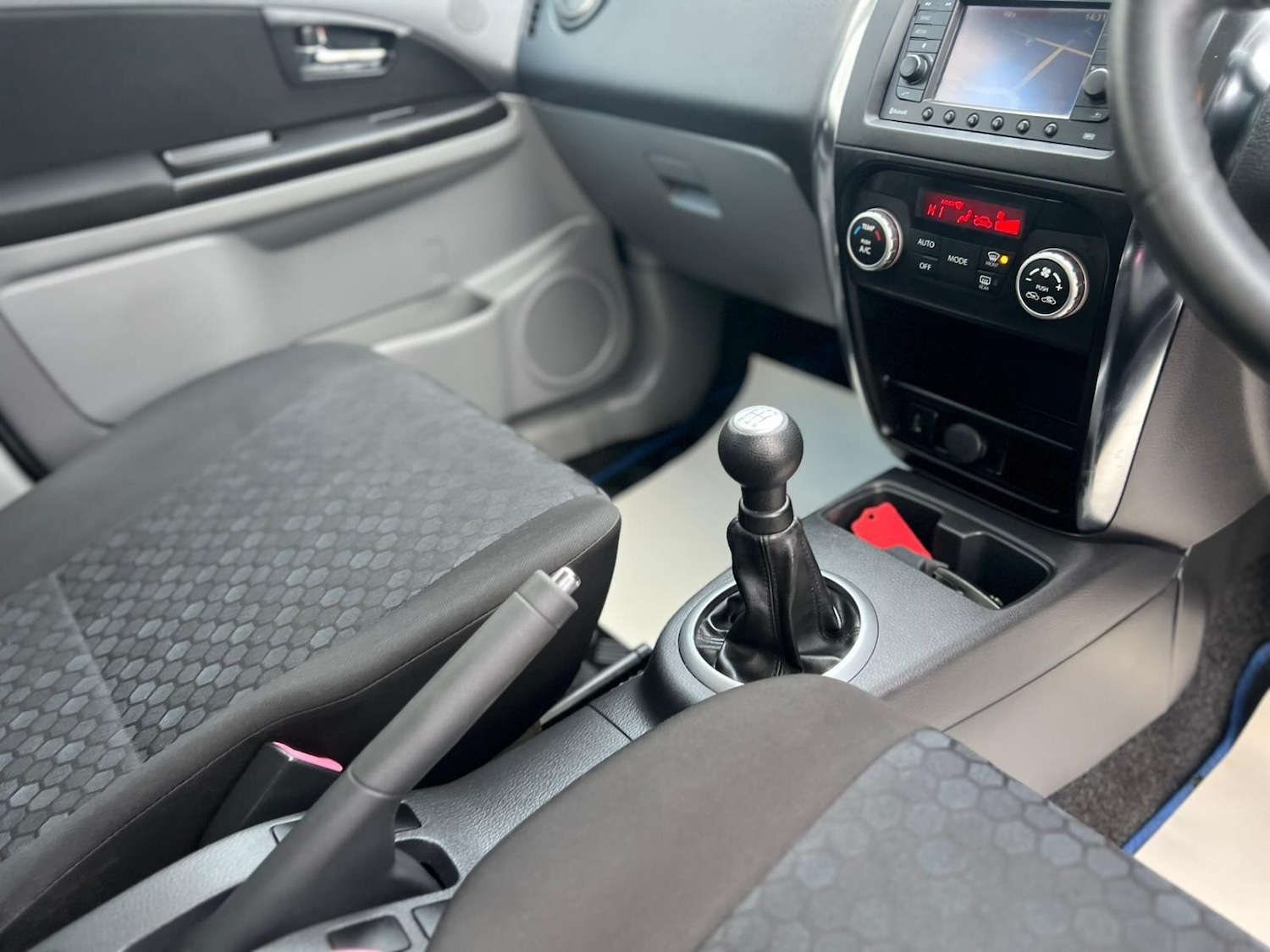 Used Suzuki SX4 2012 for sale - 76849657: Photo 25