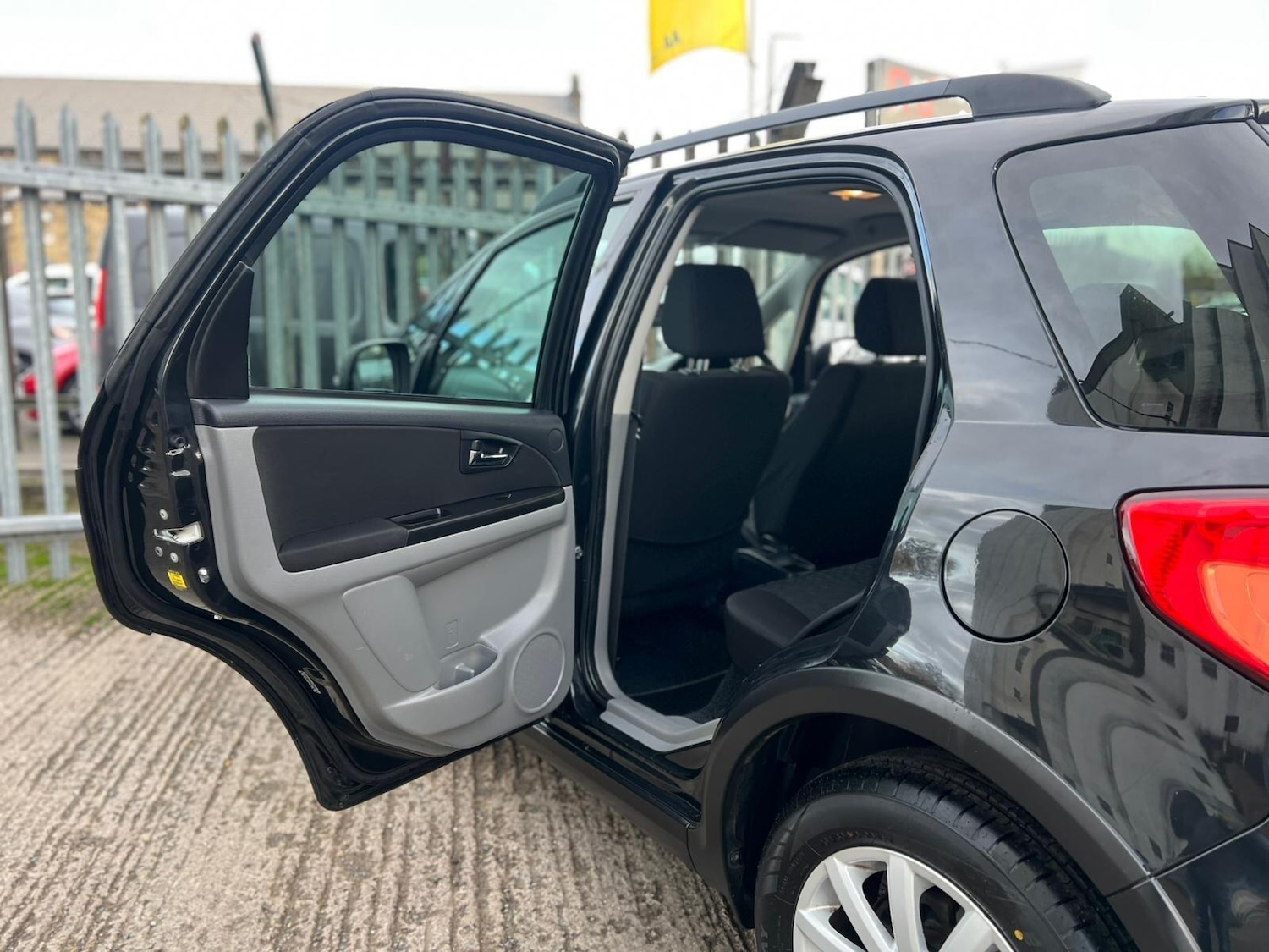 Used Suzuki SX4 2012 for sale - 76849657: Photo 51