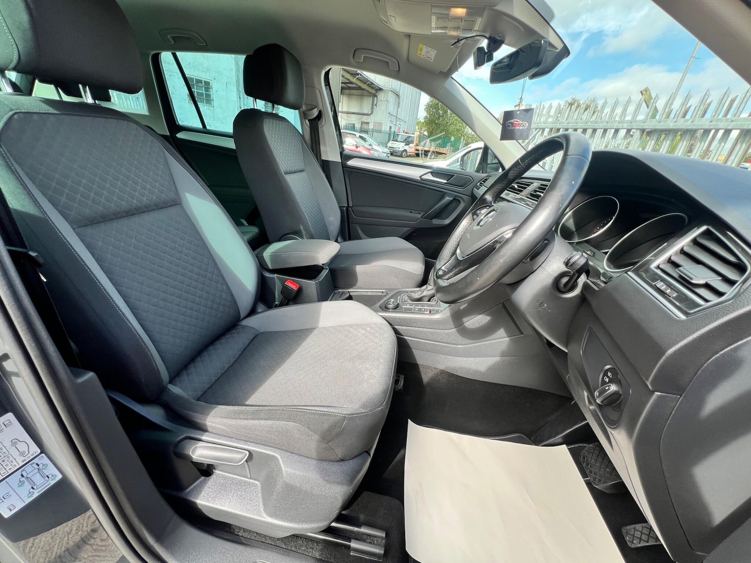 Used Volkswagen Tiguan 2019 for sale - 76989208: Photo 33