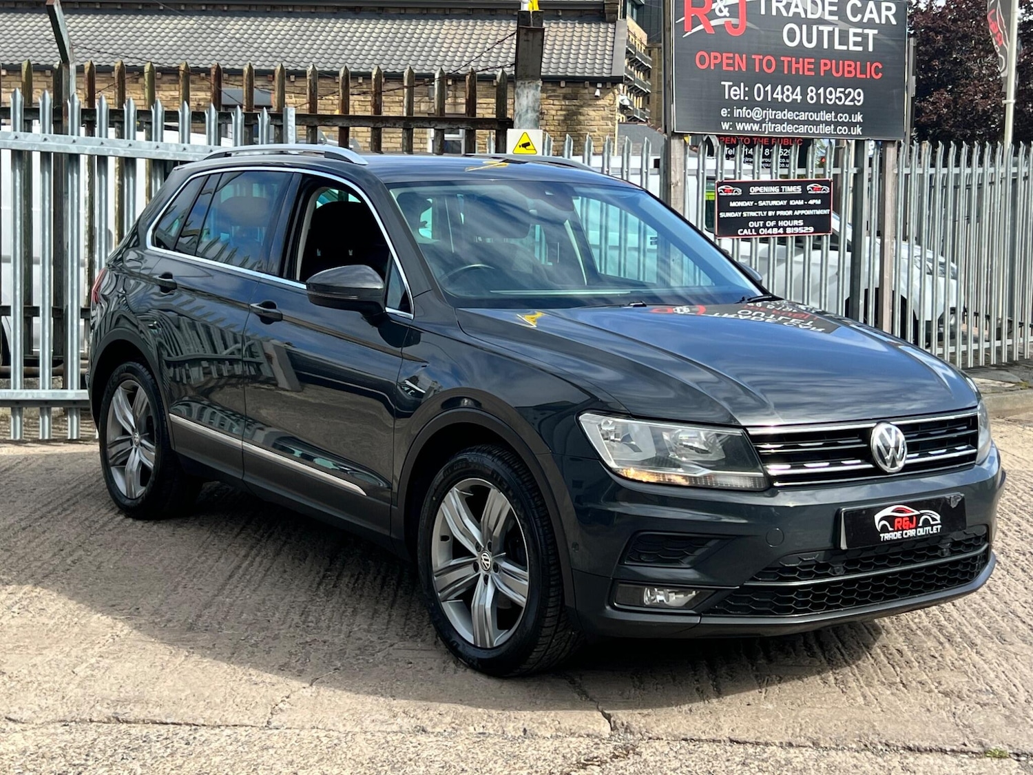 Used Volkswagen Tiguan 2019 for sale - 76989208: Photo 4