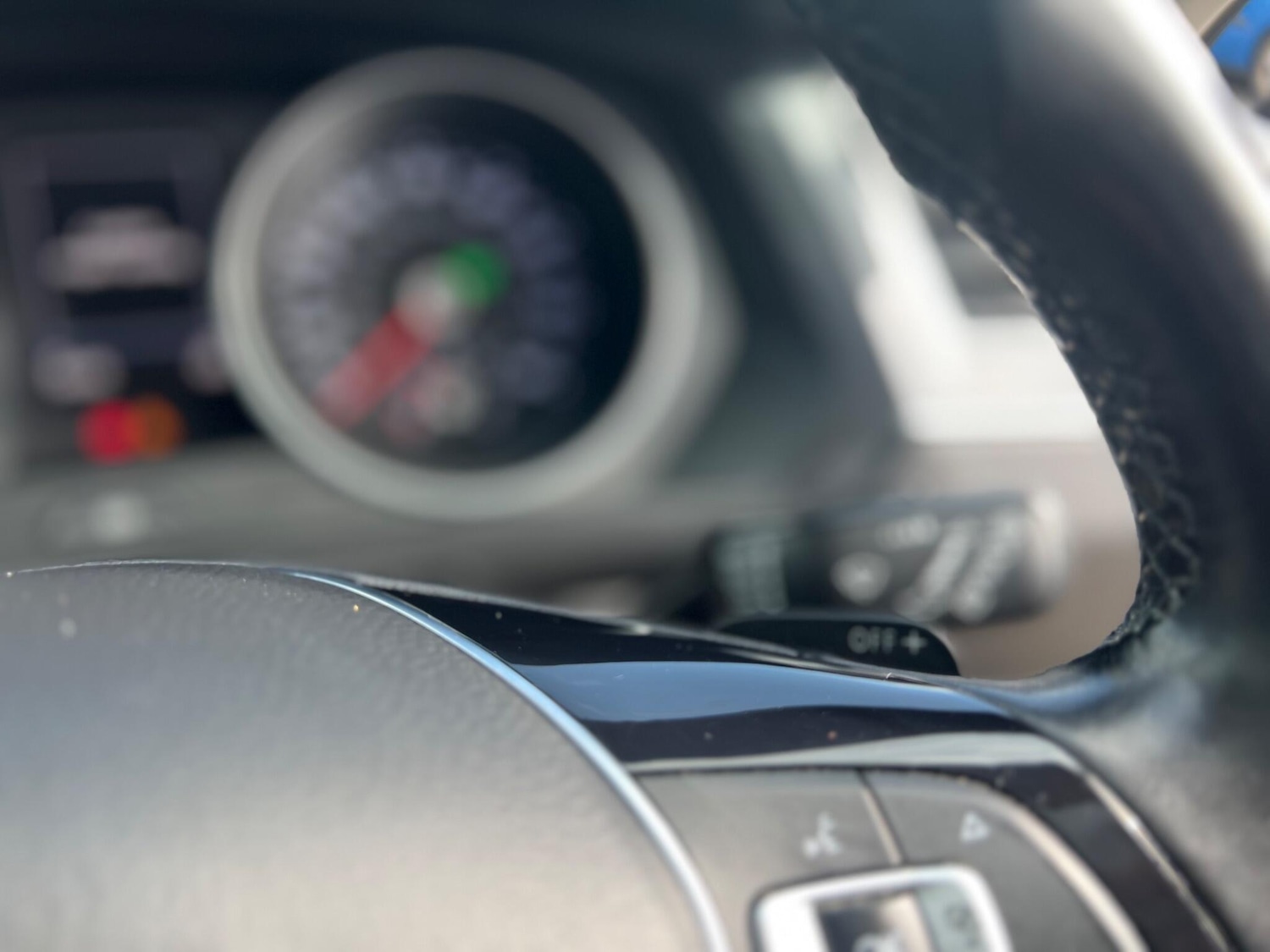 Used Volkswagen Tiguan 2019 for sale - 76989208: Photo 41