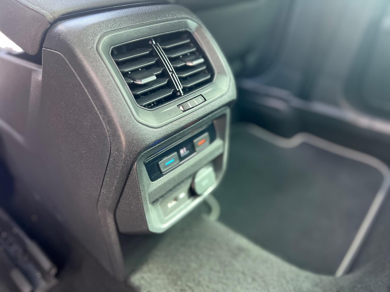 Used Volkswagen Tiguan 2019 for sale - 76989208: Photo 73