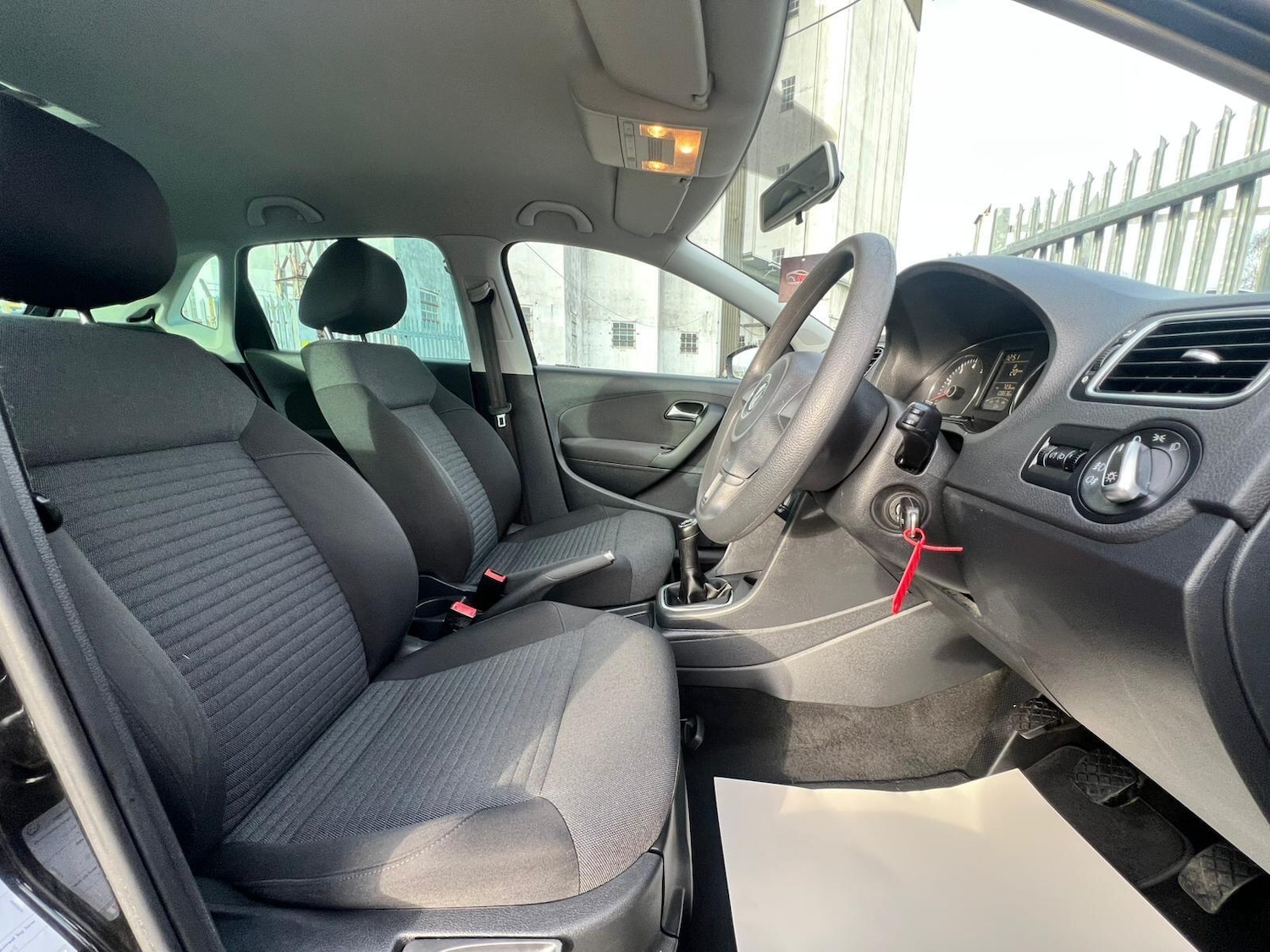 Used Volkswagen Polo 2012 for sale - 76832514: Photo 32