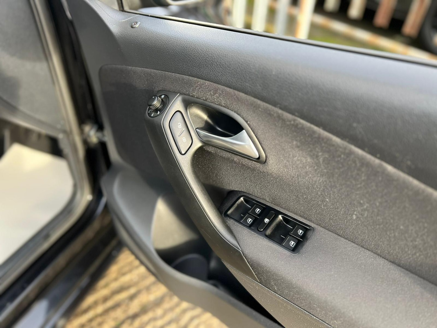 Used Volkswagen Polo 2012 for sale - 76832514: Photo 43