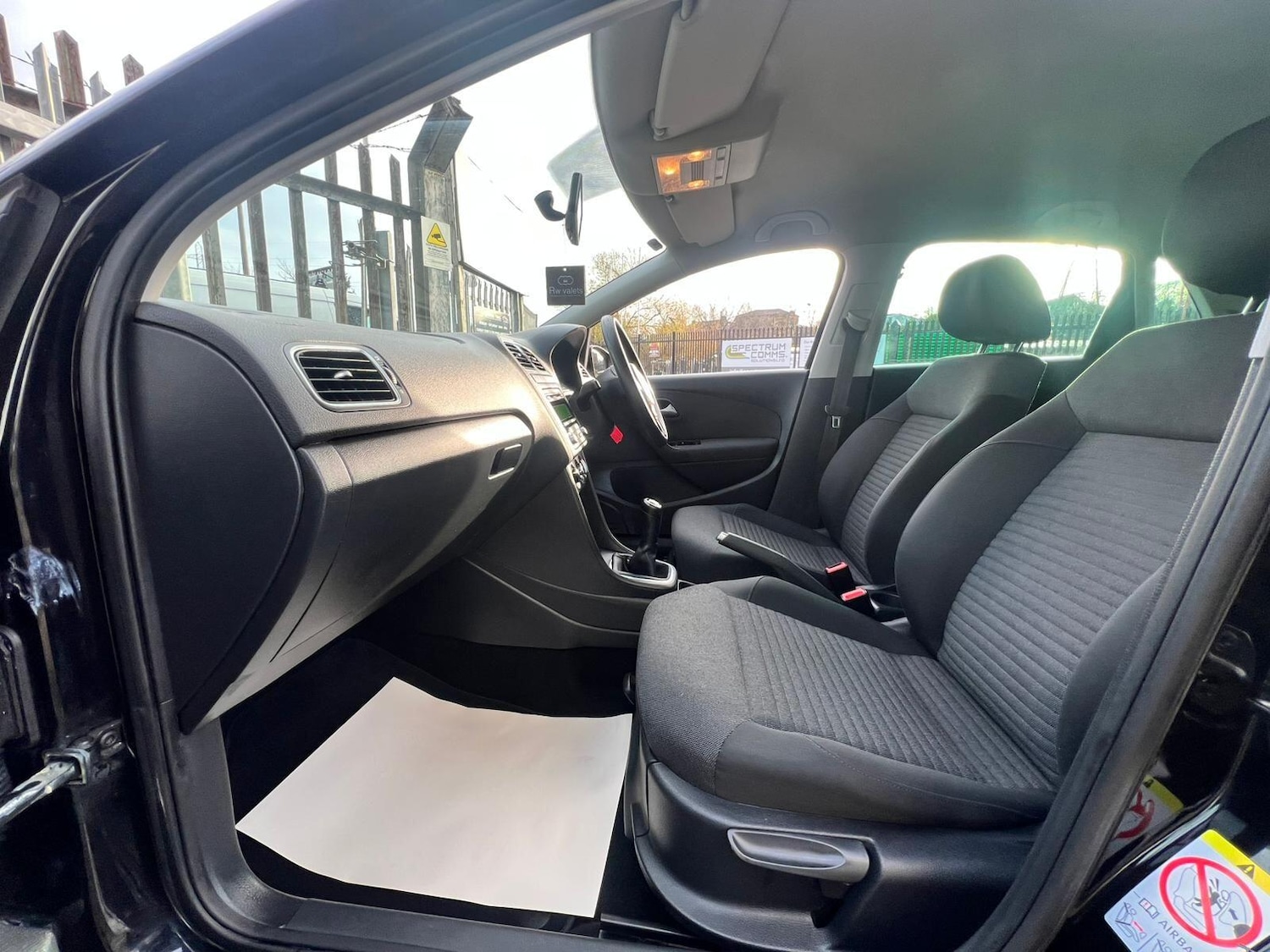 Used Volkswagen Polo 2012 for sale - 76832514: Photo 54