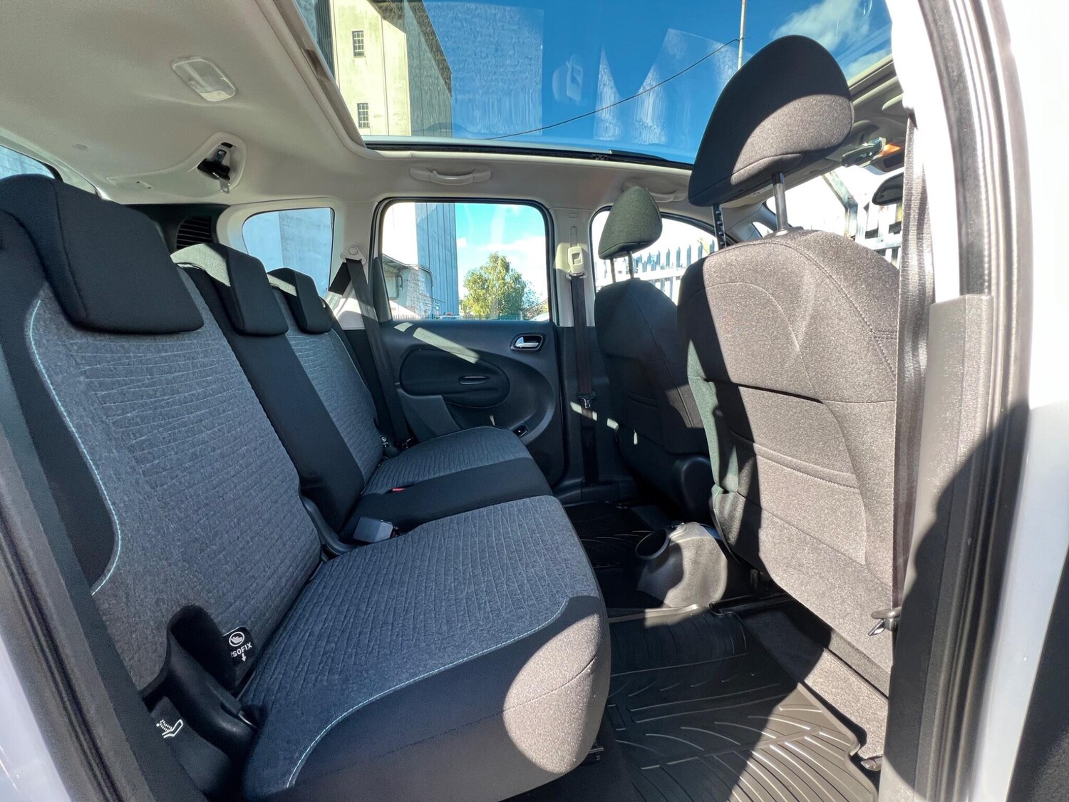 Used Citroen C3 Picasso 2017 for sale - 76032434: Photo 45