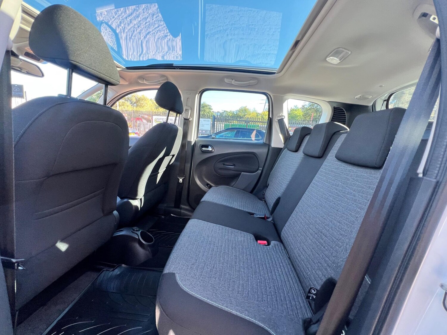 Used Citroen C3 Picasso 2017 for sale - 76032434: Photo 59