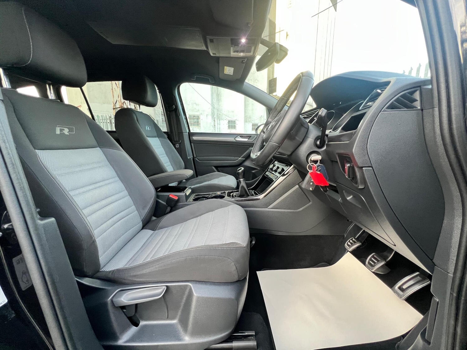 Used Volkswagen Touran for sale - 76409631: Photo 32