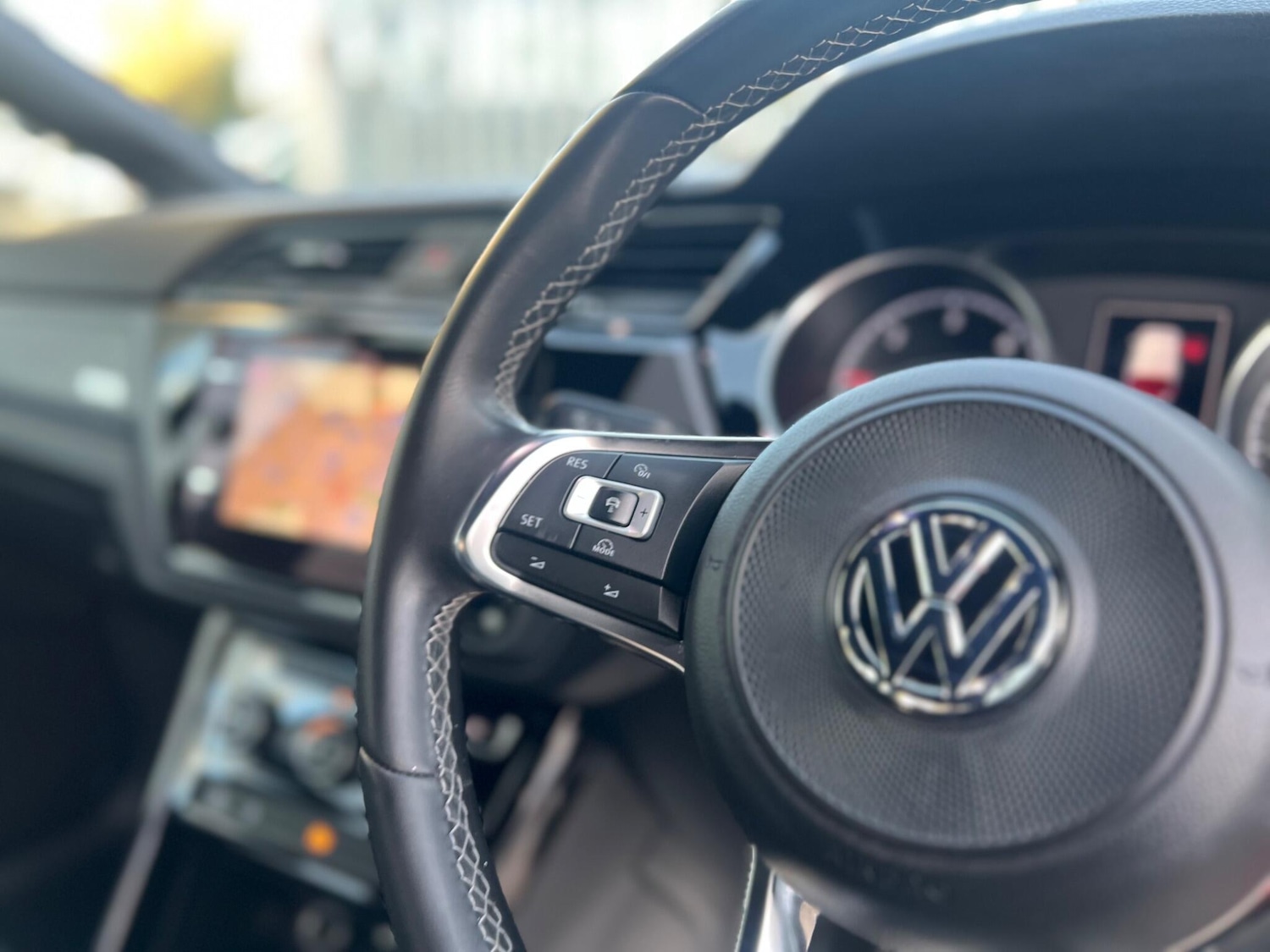 Used Volkswagen Touran for sale - 76409631: Photo 40